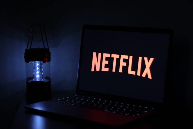 Ce filme și seriale apar pe Netflix în iulie 2022/ Unsplash